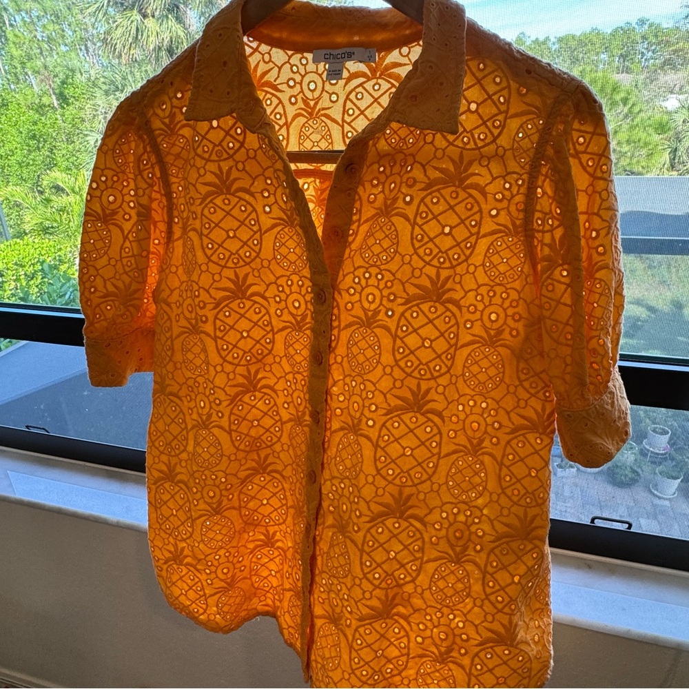 Chico’s Eyelet Pineapple Button Down Top - image 4